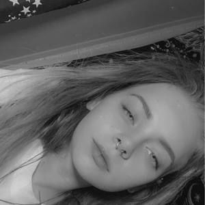 Meet your Posher, Sabrina